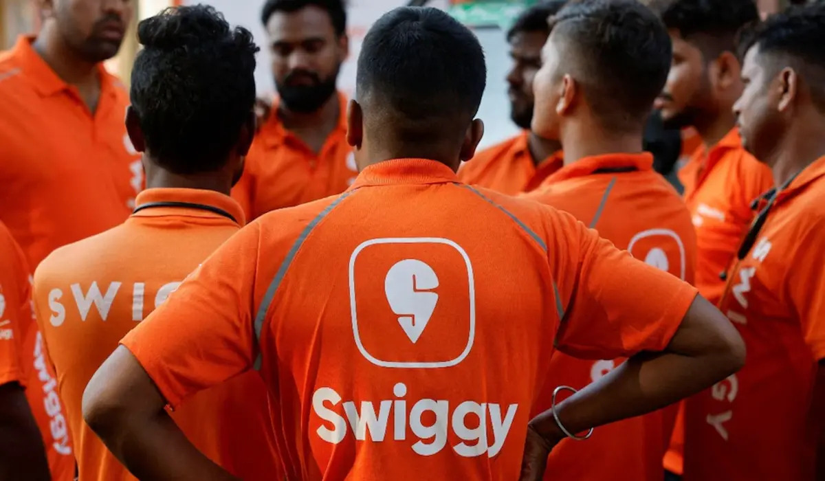 Swiggy Share Price: स्विगी के तिमाही परिणामों से बाजार निराश, शेयर कीमत IPO मूल्य से भी नीचे गिरी