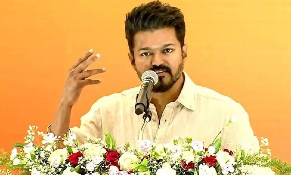 Vijay की पार्टी TVK का पहला स्थापना दिवस, महाबलीपुरम में कार्यकर्ताओं संग खास बैठक