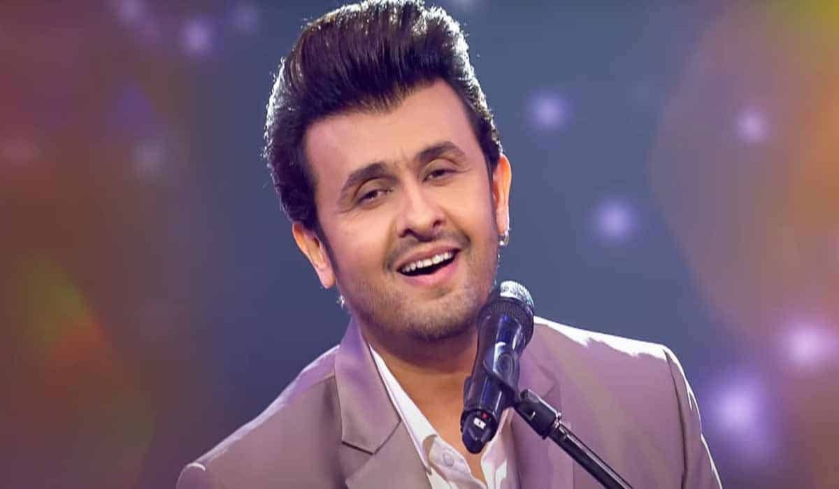 बॉलीवुड सिंगर Sonu Nigam को हो रहा है पीठ दर्द, पुणे में किया संगीत कार्यक्रम