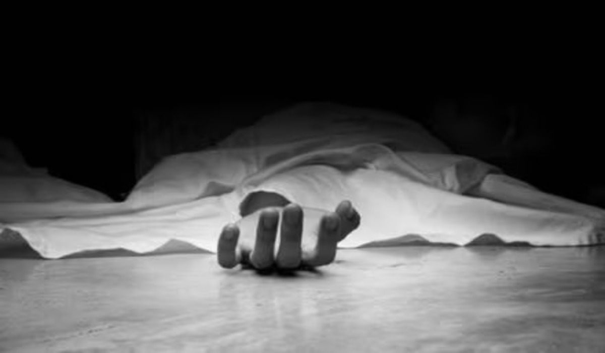 Bengaluru News: बेंगलुरु में मोबाइल के लिए मां की डांट, 10वीं की छात्रा ने 20वीं मंजिल से कूदकर दी जान