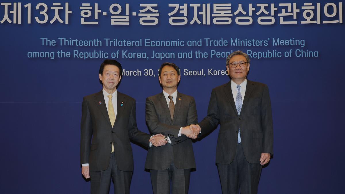 China, Japan, South Korea agree to promote regional trade as Trump tariffs loom