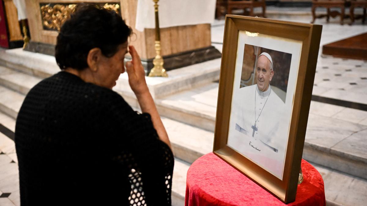 England Cricket apologises for 'ill-judged' tweet about Pope