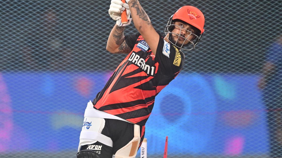 Expectations will be very high on us: SRH bowling coach Muralitharan