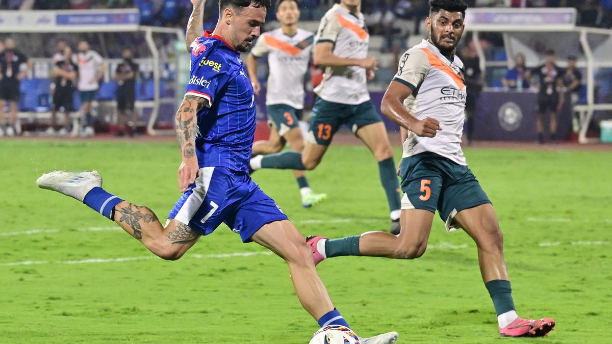 Rampant BFC runs Mumbai City FC ragged, storms into semis