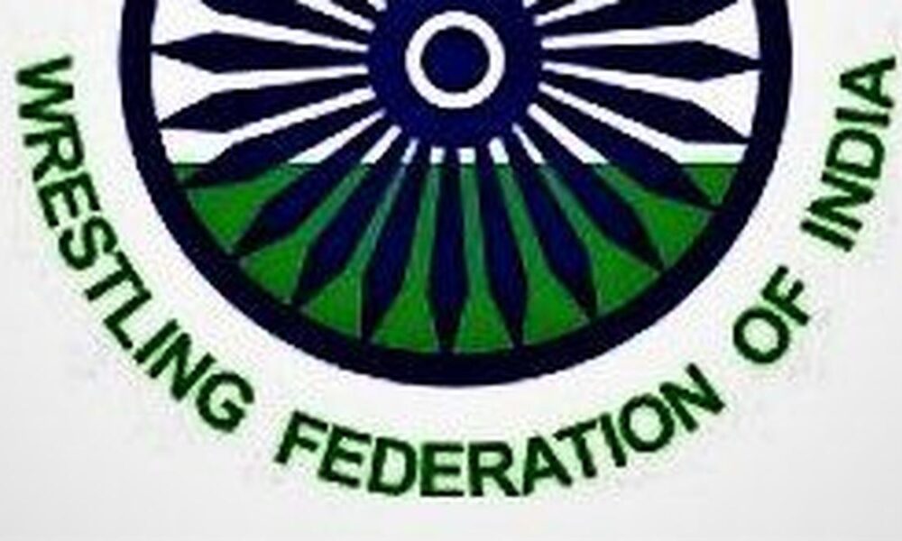 Sports Ministry revokes WFI suspension