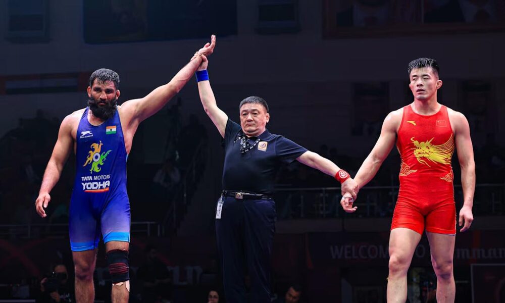 Sunil Kumar wins bronze in Asian Wrestling Championship