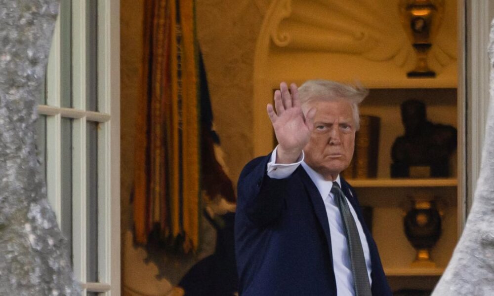 Trump fires two Democrats on the Federal Trade Commission, seeking more control over regulators