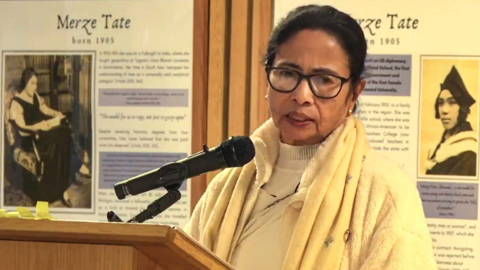 Viral Video | Mamata Banerjee heckled during Oxford speech: ‘I am for all, Hindu, Muslim, Sikh,’ responds Bengal CM | Mint
