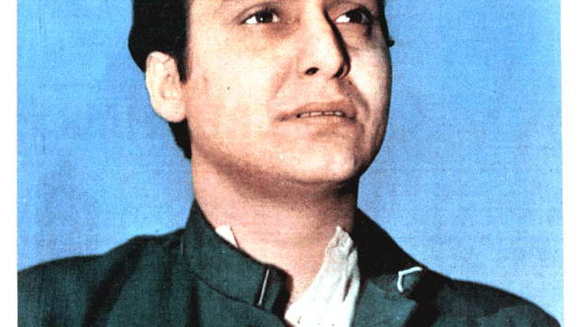 What made Soumitra Chatterjee Bengal’s much-loved actor? 