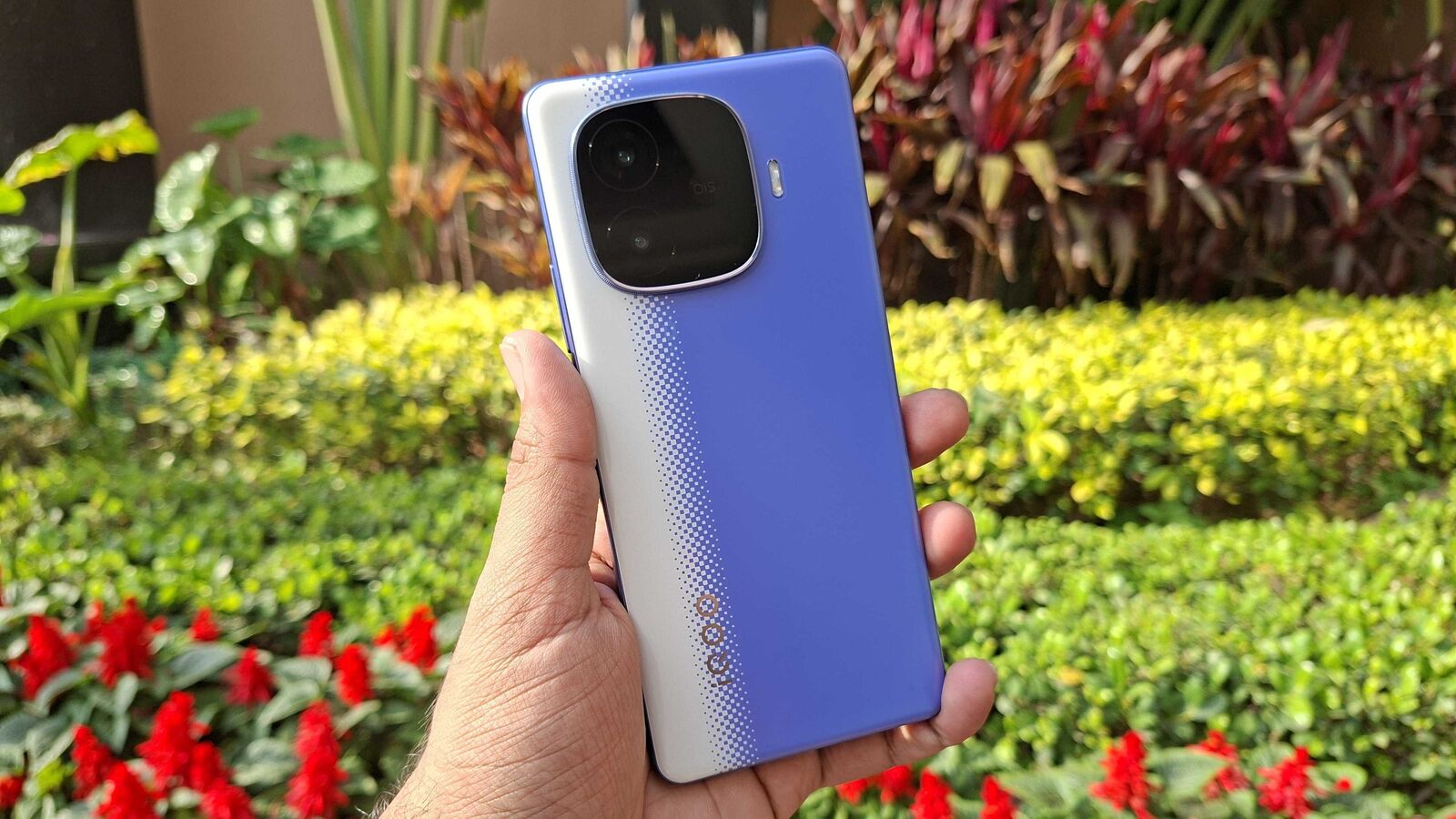 iQOO Neo 10R review: Gaming phone that won’t burn a hole in your pocket | Mint