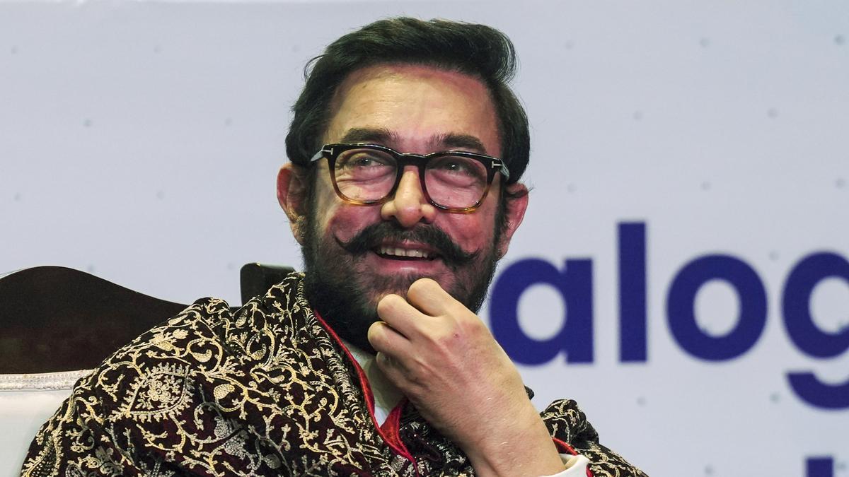 Aamir Khan addresses fake AI-generated poster, clarifies he’s not portraying Guru Nanak
