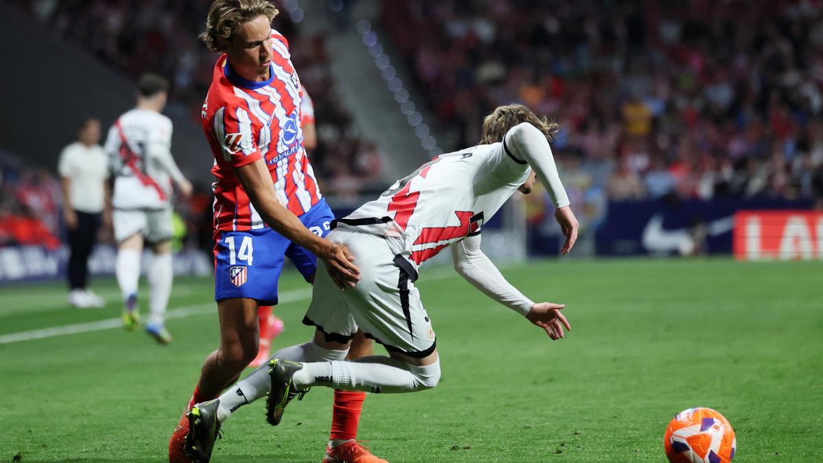 Atletico cruise to 3-0 home win over Rayo Vallecano