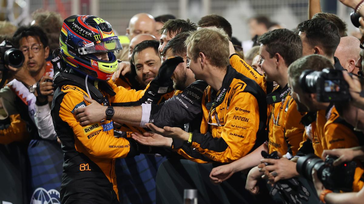 Bahrain GP: Oscar Piastri cruises to win, with Lando Norris third