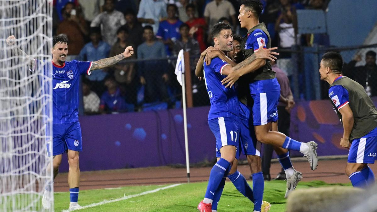 ISL semifinals | Bengaluru holds the aces over Goa after a thumping win in the first leg
