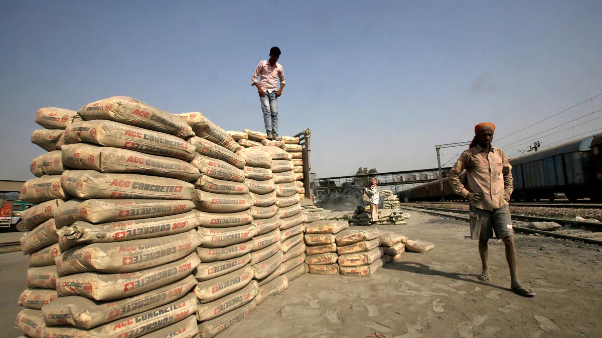 India Cements Q4 profit at ₹14.68 crore, revenue down 3.1% to ₹1,197.3 crore
