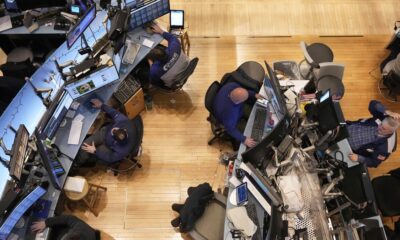 S&P 500 ends down 3.5% as U.S. stocks resume tariff sell-off