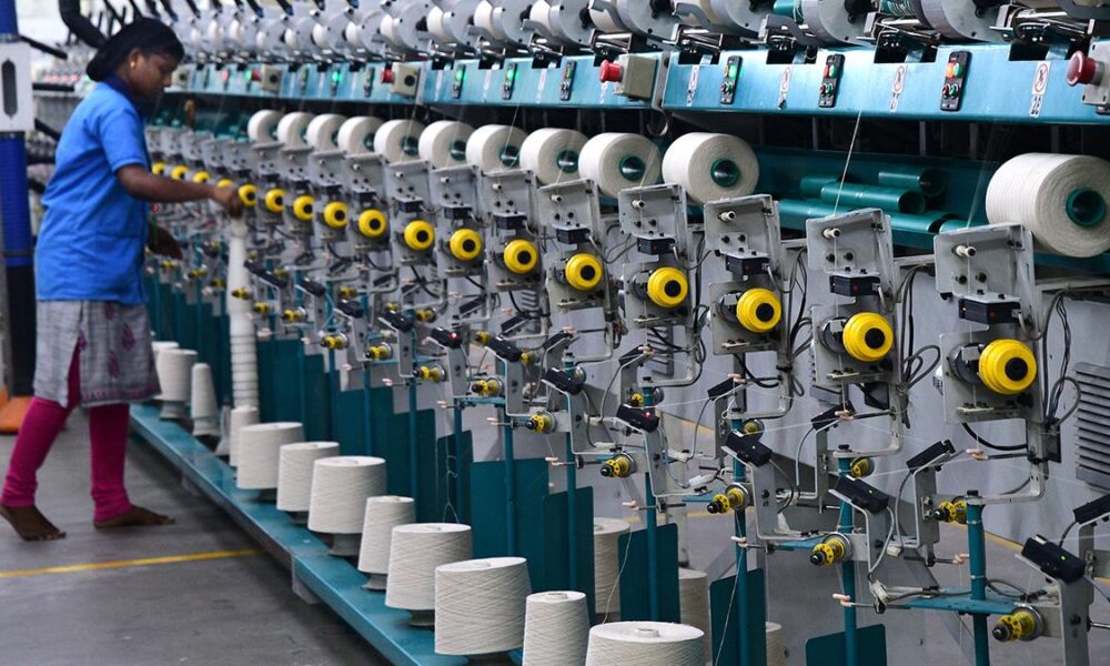 Textile industry explores solutions for yarn exports to Bangladesh