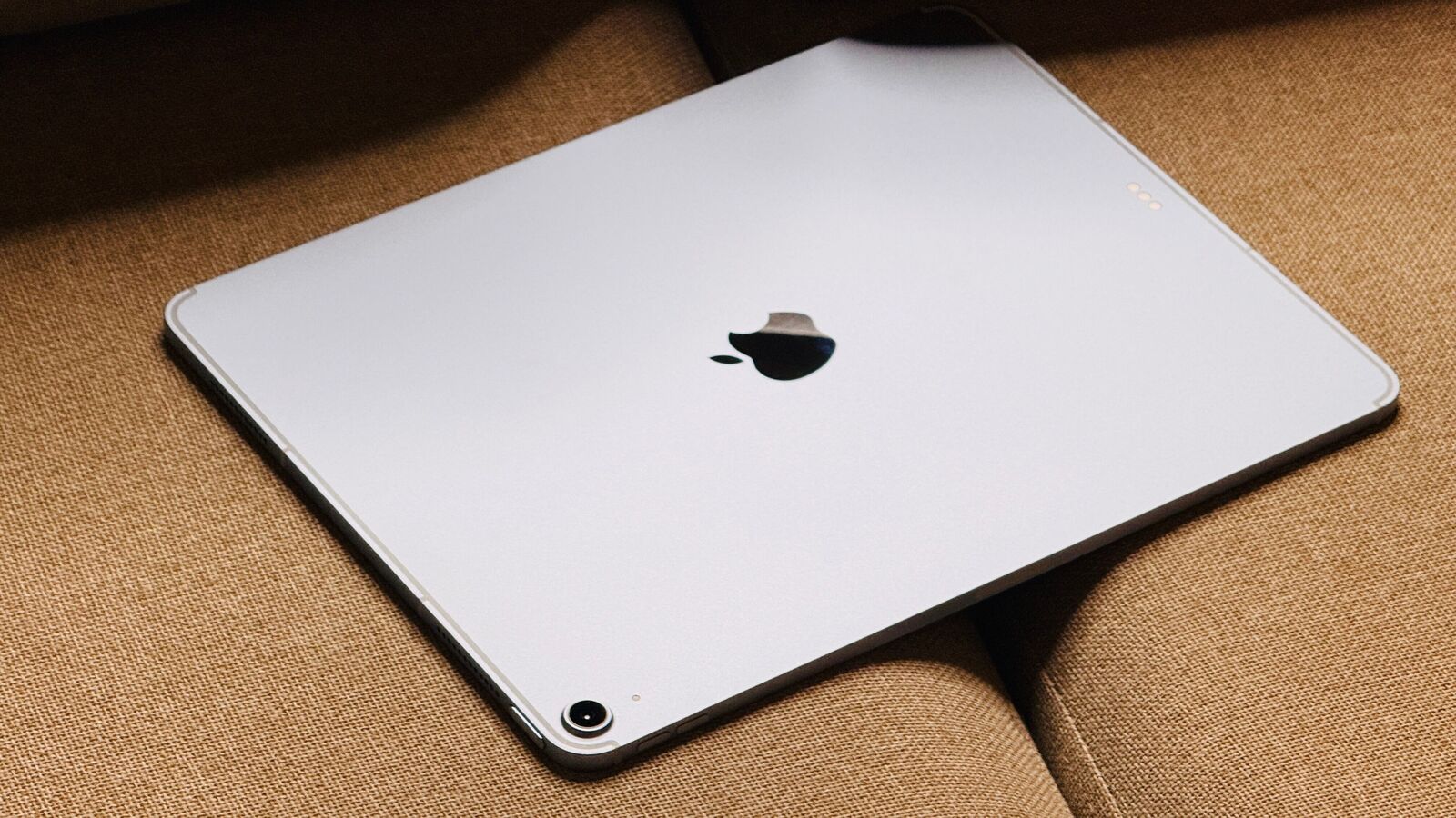 iPad Air M3 (2025) Review: Still the most practical iPad | Mint