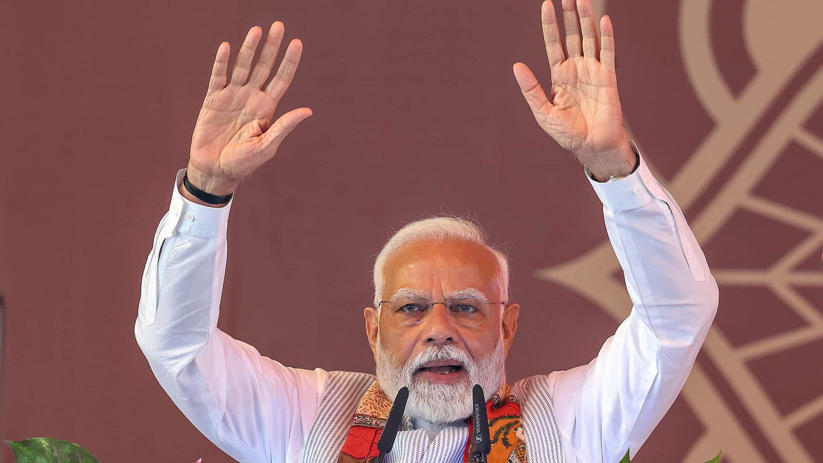 ‘We will take Tamil Nadu to new heights’, says PM Modi as AIADMK returns to BJP-led NDA; targets DMK | Mint