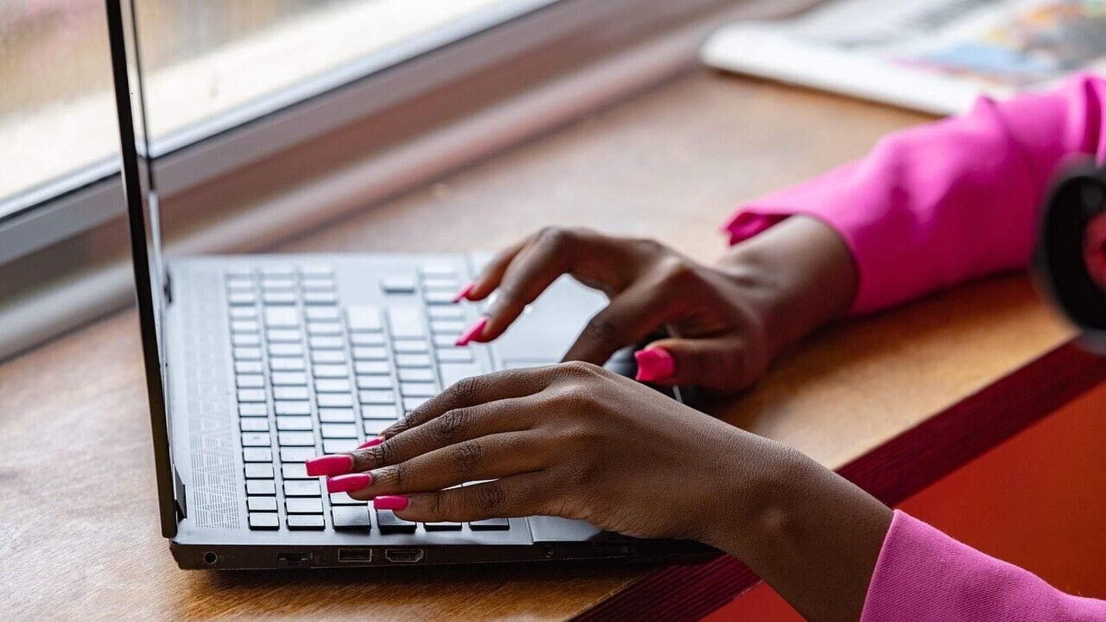 AI a ‘real threat’ to entry-level jobs; GenZ workers in danger? Here's what LinkedIn executive says | Mint