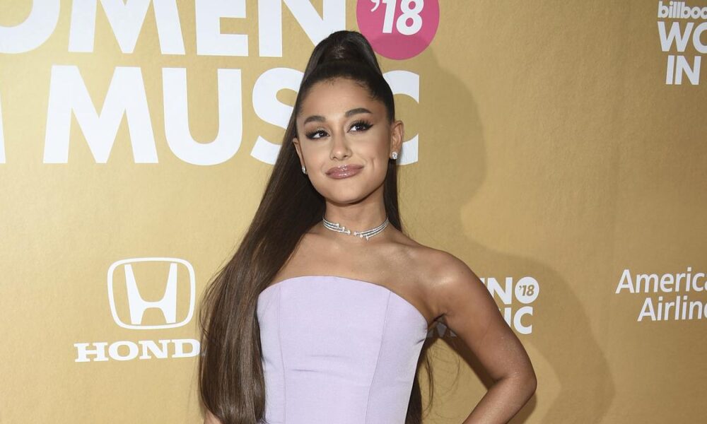 Ariana Grande to star opposite Robert De Niro in ‘Meet the Parents 4’