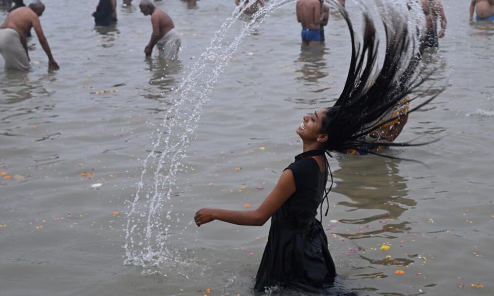 Column | Why is the Internet giving Lewis Hamilton a digital bath at the Ganges?