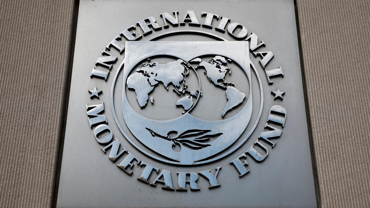 IMF imposes 11 new conditions on Pakistan, warns it against risks to bailout programme: Report
