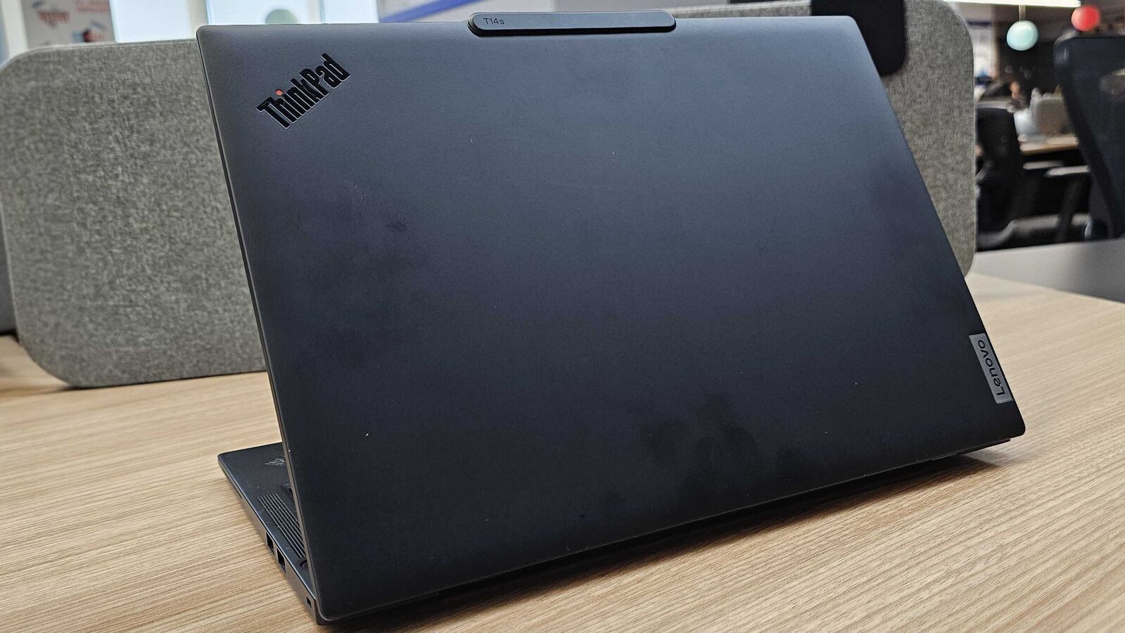 Lenovo ThinkPad T14s Gen 6 review: Classic workhorse with a few quirks | Mint