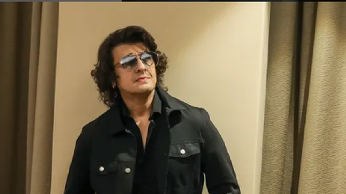 Sorry Karnataka: Hours after justifying his comments, Sonu Nigam issues apology