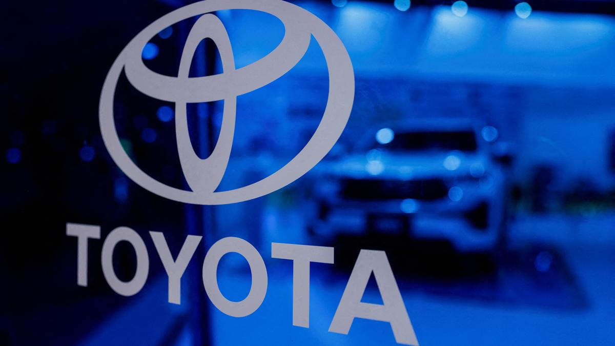 Toyota achieves cumulative sales of 3 lakh units of Fortuner, Legender SUVs