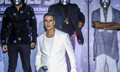 Akshay Kumar urges crowd to calm down amidst chaos at ‘Housefull 5’ promotions in Pune