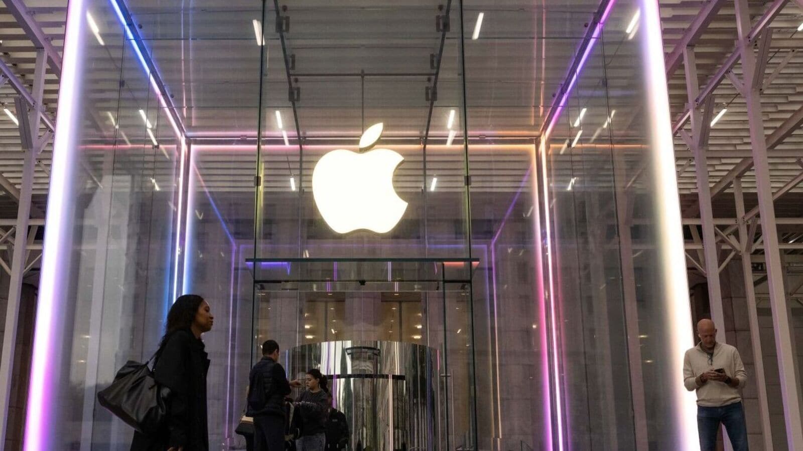 Apple weighs Perplexity AI acquisition, eyes AI-powered search alternative: Report | Mint
