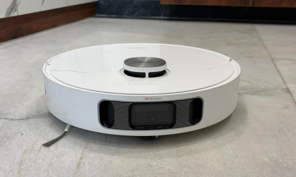 Dreame L10S Ultra robot vacuum cleaner review: Should you spend  ₹45,000 on this? | Mint