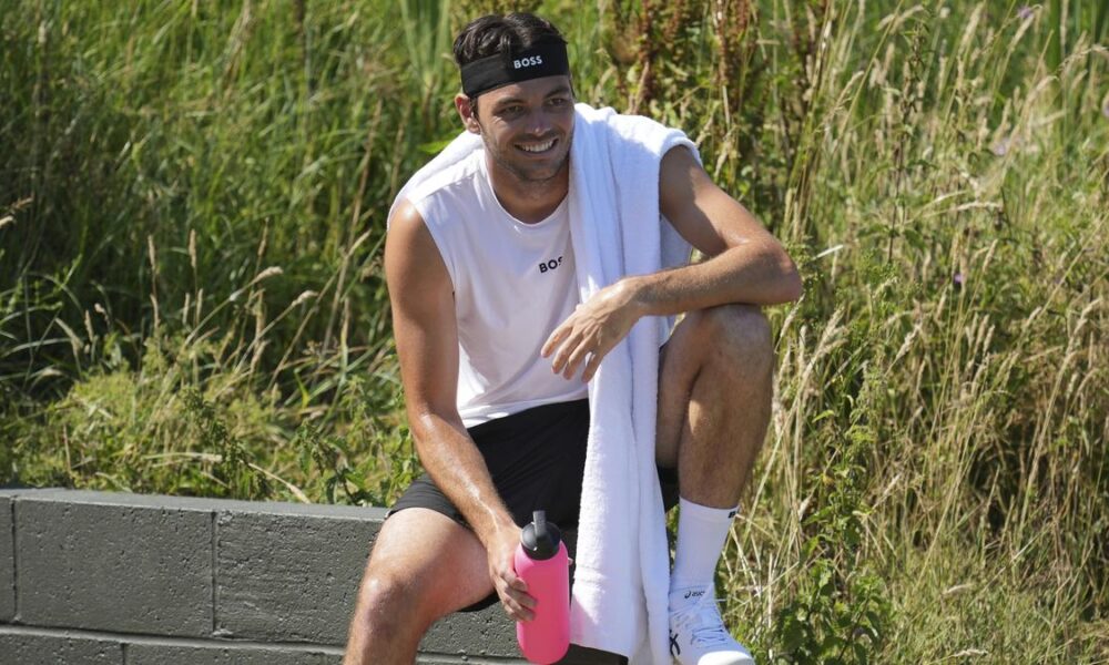 Fritz beats Brooksby to defend Eastbourne title