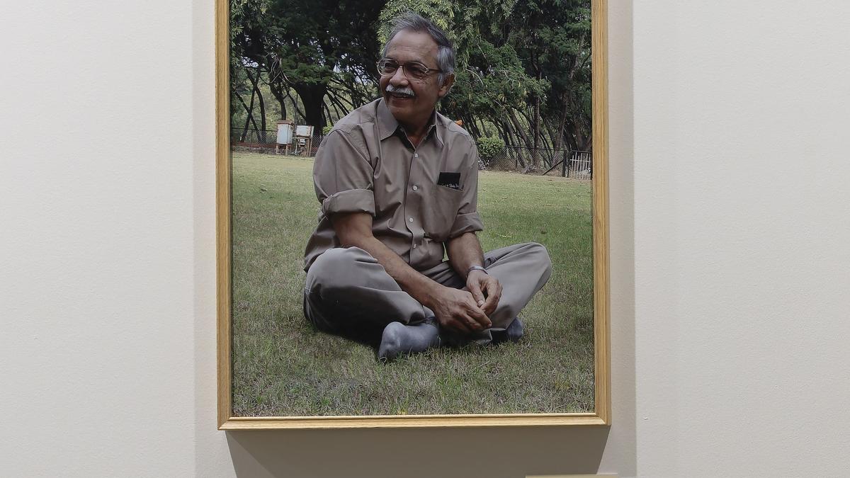 Gieve Patel: A canvas of camaraderie