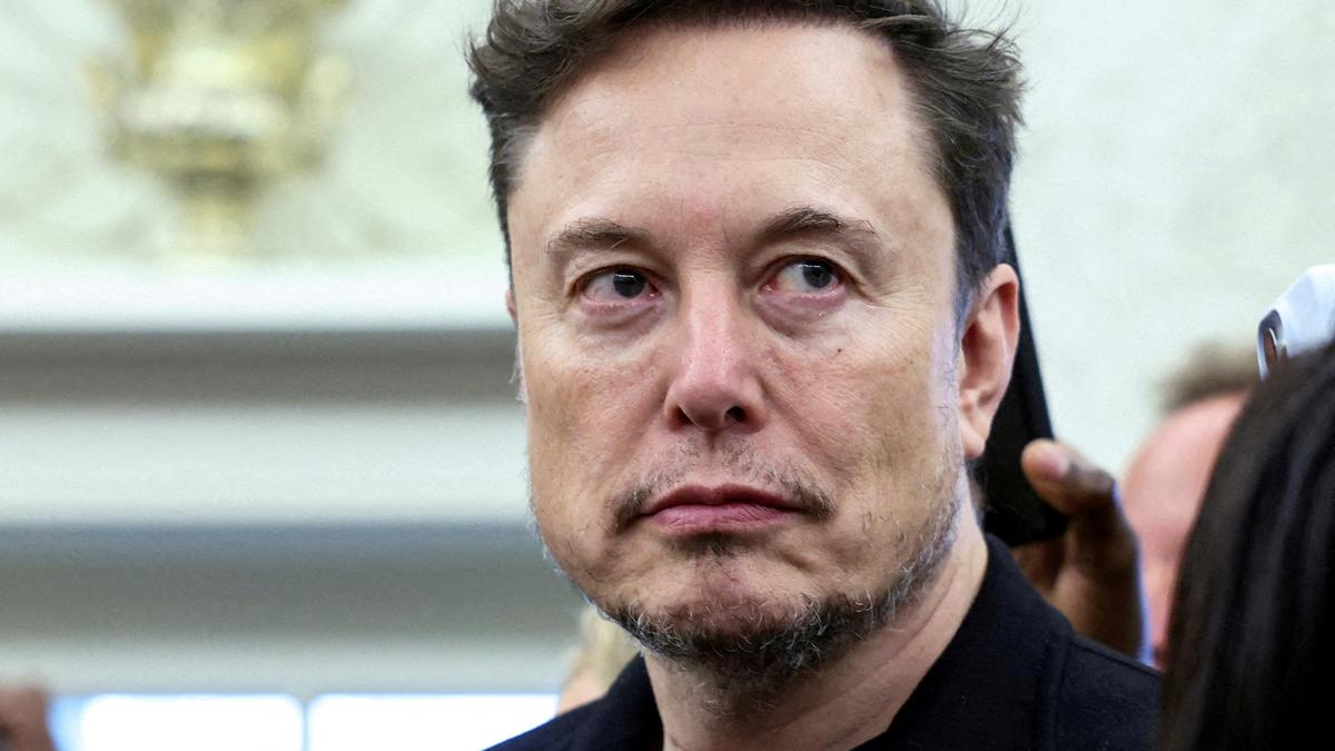 In row with Trump, Musk says will end critical U.S. spaceship program