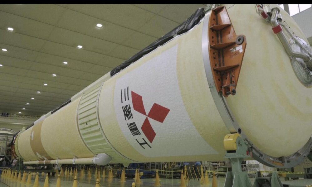 Japan launches climate change monitoring satellite on mainstay H2A rocket's last flight