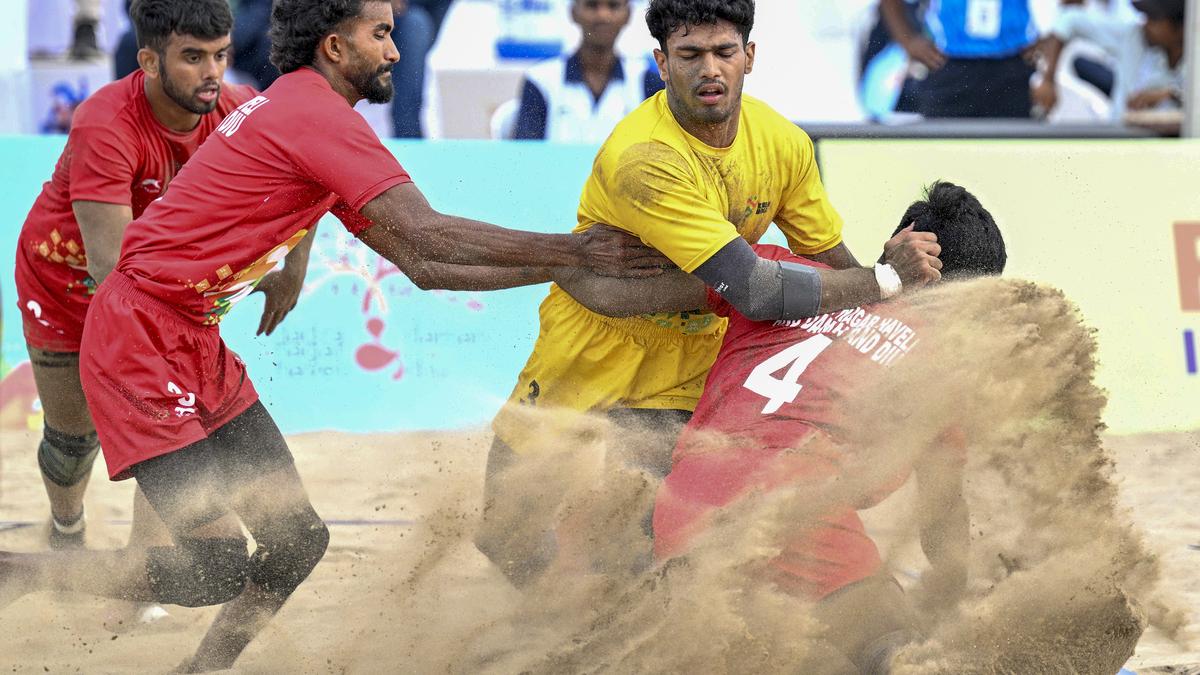 News In Frames | Surf, sand and sports