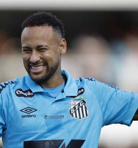 Neymar tests positive for COVID-19, Santos say