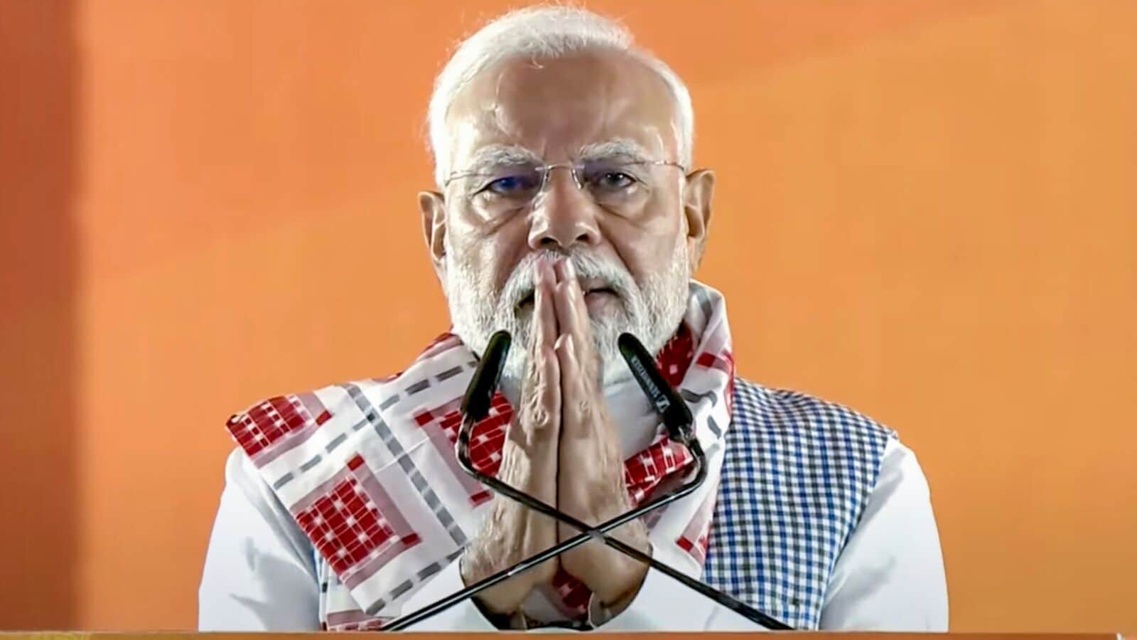 PM Modi launches projects worth  ₹5,200 crore in poll-bound Bihar | Mint