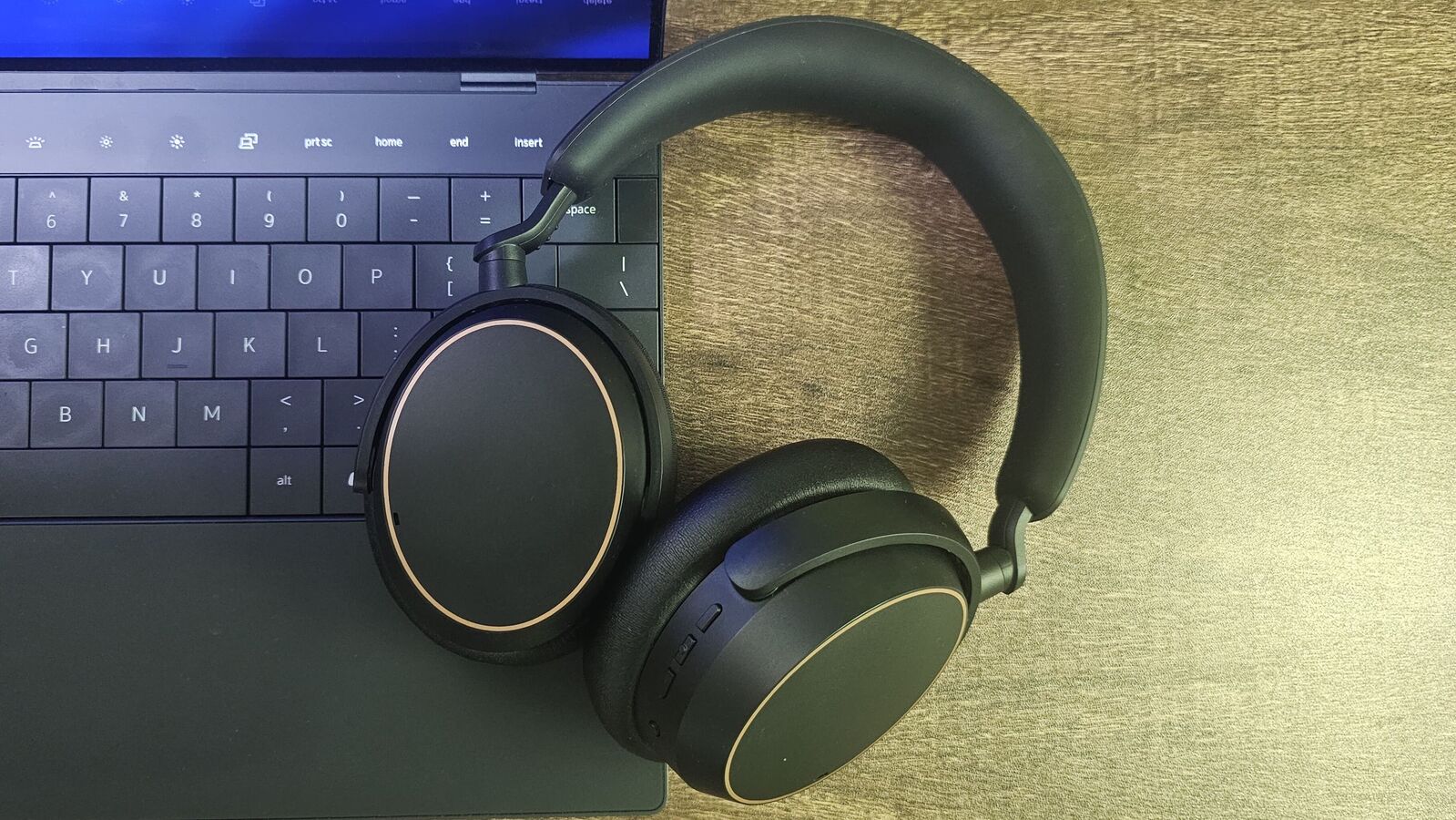 Sennheiser ACCENTUM Wireless SE review: Best in class sound quality for money, but ANC falls short | Mint