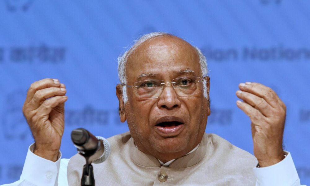 Will Congress remove Siddaramaiah as Karnataka CM? High command will decide, says Kharge | Mint