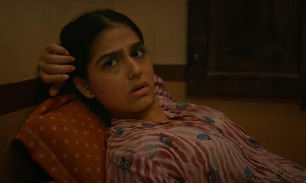 ‘Vyasana Sametham Bandhu Mithradhikal’ review: A well executed satire on a funeral starring Anaswara Rajan