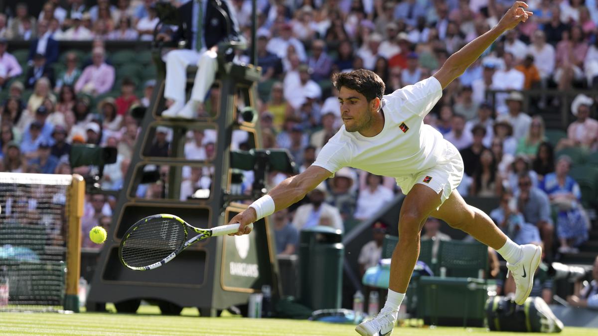 Alcaraz ends Tarvet's Wimbledon adventure, Paolini crashes out