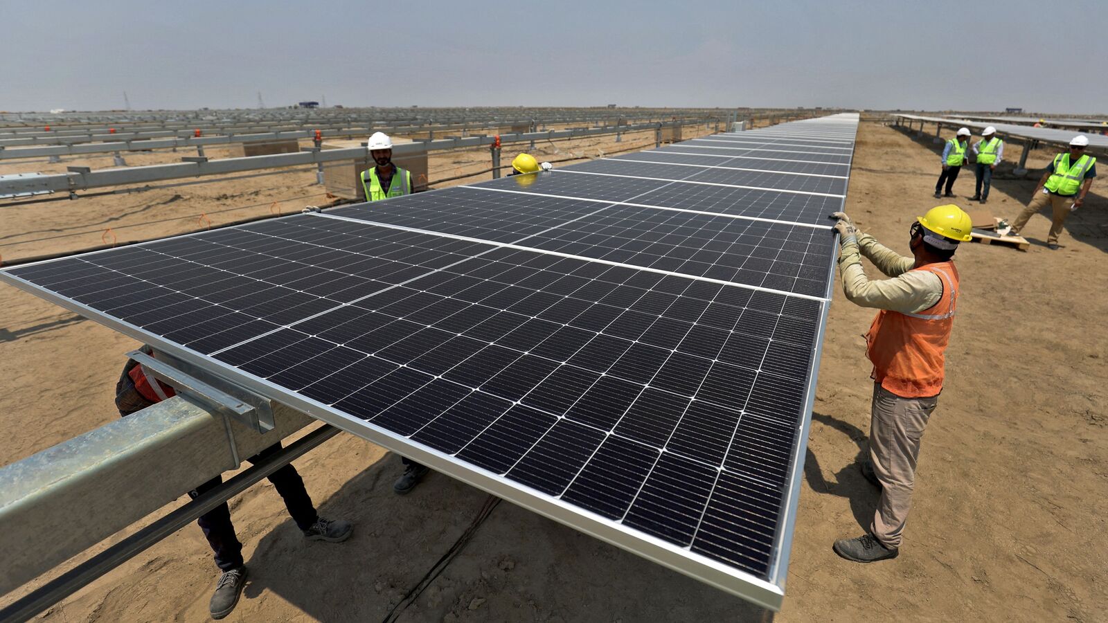 Bihar eyes  ₹1.5 trillion investment for 24GW green power capacity under RE policy | Mint