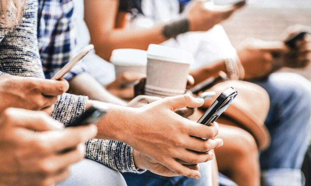 Can India’s big smartphone economy grow without China?