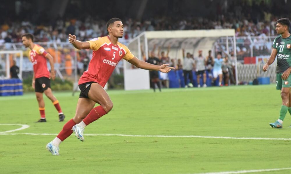 East Bengal steamrollers debutant South United