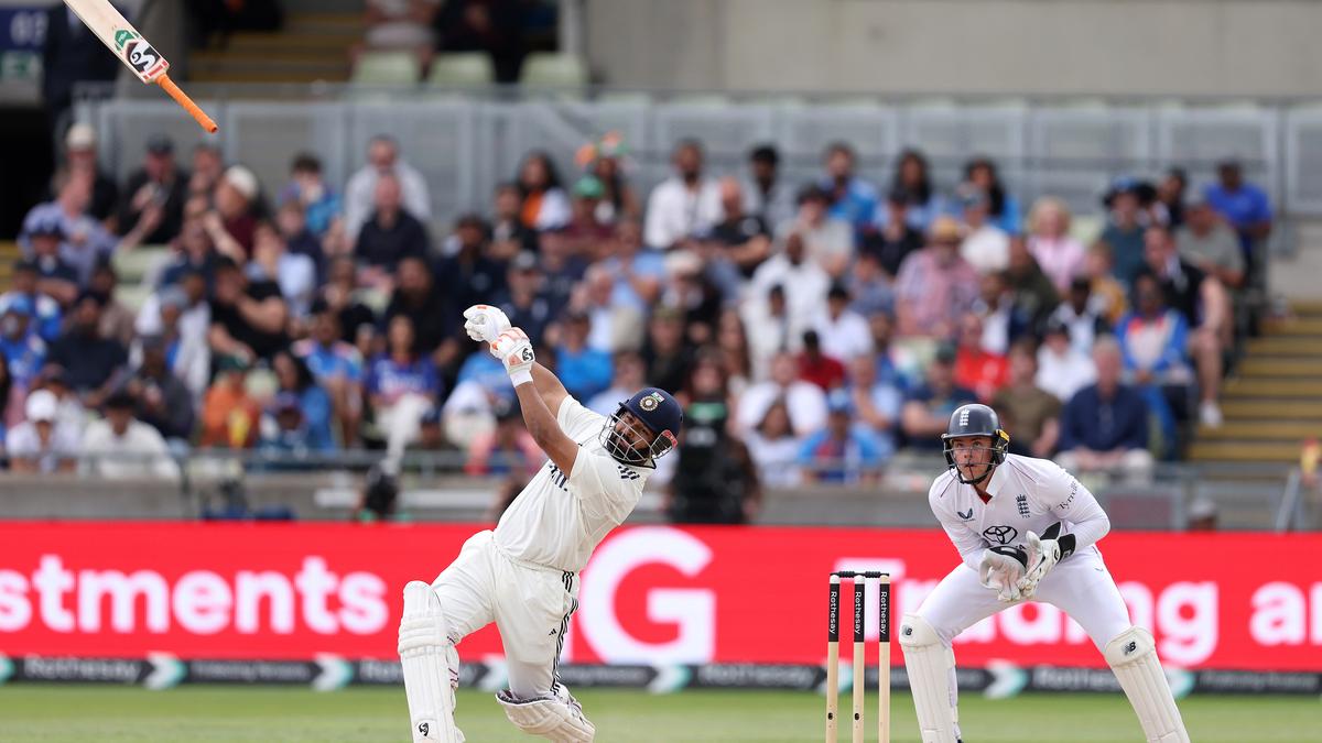 Keeping up the good work: Pant and Smith display their batting prowess