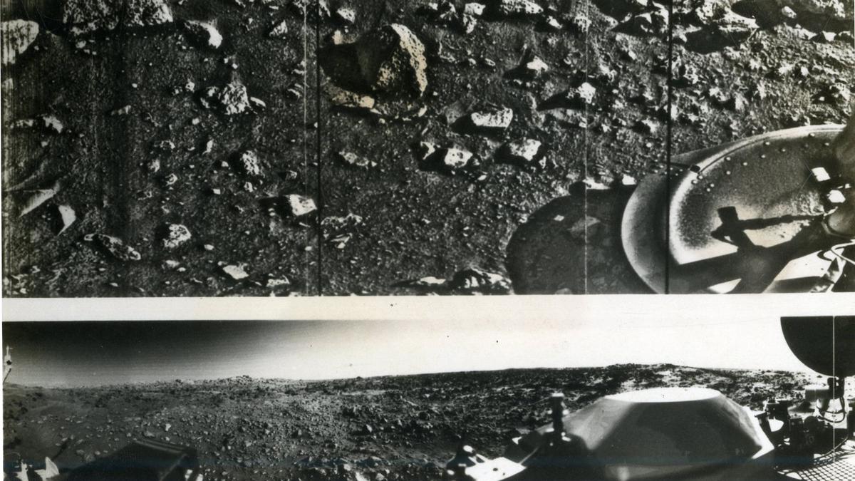 Landing on the red planet