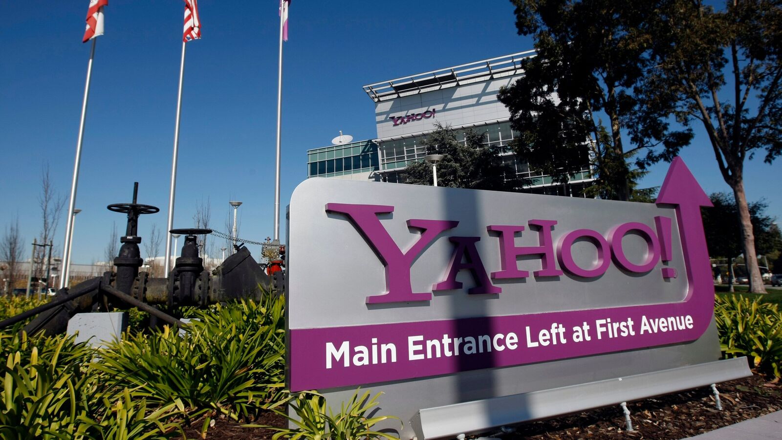 Yahoo Mail down: Service remains unstable, thousands hit by ‘Temporary Error 15’ outage | Mint